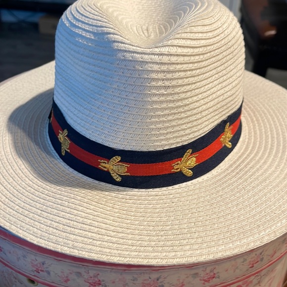 Vince Camuto Accessories - Vince Camaro straw fedora hat in great preowned condition. See pictures good